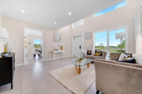 Photo of property in 52 Emerald Avenue, Rosehill, Papakura, 2113