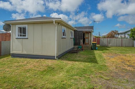 Photo of property in 12a Hokio Beach Road, Levin, 5510