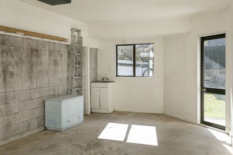 Photo of property in 124 Te Heuheu Street, Taupo, 3330