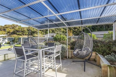 Photo of property in 14a Banks Boulevard, Whitby, Porirua, 5024