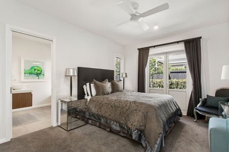 Photo of property in 17 Rossall Street, Merivale, Christchurch, 8014