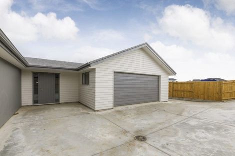 Photo of property in 34 Varsity Heights, Fitzherbert, Palmerston North, 4410