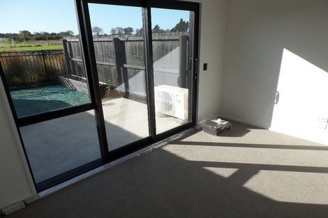 Photo of property in 12 Piripiri Place, Broomfield, Christchurch, 8042
