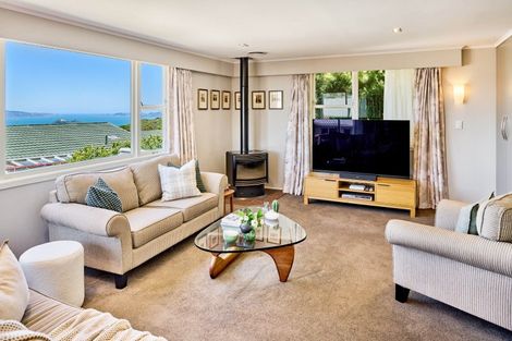 Photo of property in 22 Reese Jones Grove, Maungaraki, Lower Hutt, 5010