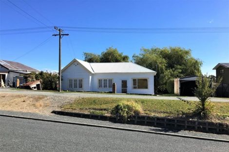Photo of property in 69 Salcombe Street, Kaitangata, 9210