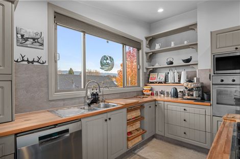 Photo of property in 30 Kerry Street, Alexandra, 9320