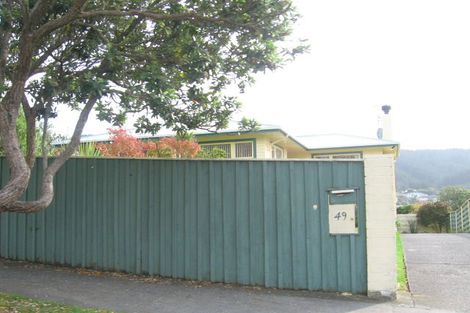 Photo of property in 49 Saint Johns Terrace, Tawa, Wellington, 5028