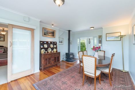 Photo of property in 39 Maungaraki Road, Korokoro, Lower Hutt, 5012