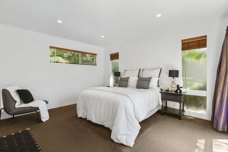 Photo of property in 825 Beach Road, Browns Bay, Auckland, 0630