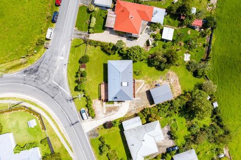 Photo of property in 46 Gorge Road, Maungaturoto, 0520