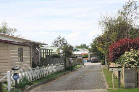 Photo of property in 5 Kingdom Drive, Fairy Springs, Rotorua, 3015