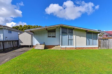 Photo of property in 26 Killington Crescent, Mangere, Auckland, 2022