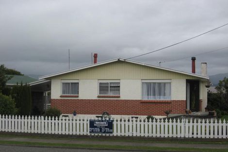 Photo of property in 404 High Street South, Carterton, 5713