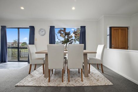 Photo of property in 2a Richardson Avenue, Pukekohe, 2120