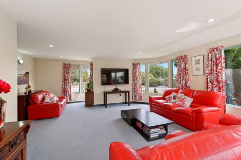 Photo of property in 103 Inwoods Close, Parklands, Christchurch, 8083
