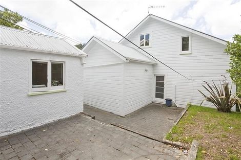 Photo of property in 3 Alameda Terrace, Aro Valley, Wellington, 6021