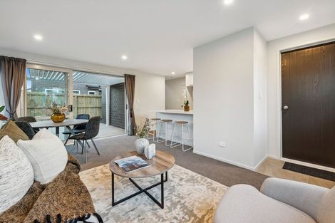Photo of property in 4b Bosun Place, Te Atatu Peninsula, Auckland, 0610