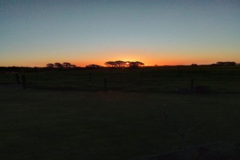 Photo of property in 31 Kaihihi Road, Okato, New Plymouth, 4381