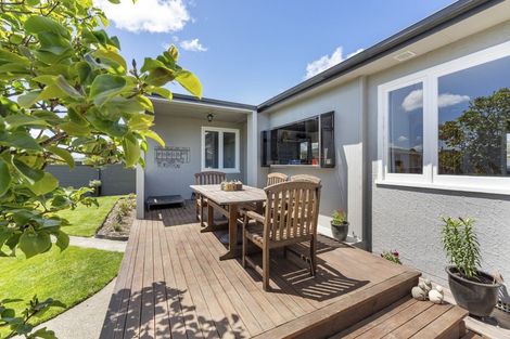 Photo of property in 3 Aberdeen Avenue, Takaro, Palmerston North, 4412