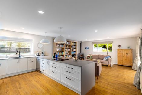 Photo of property in 21 Condell Avenue, Papanui, Christchurch, 8053