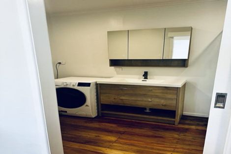 Photo of property in 2/8 Campbell Road, Takapuna, Auckland, 0622