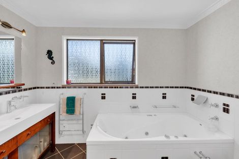 Photo of property in 3 Albion Street, Lumsden, 9793