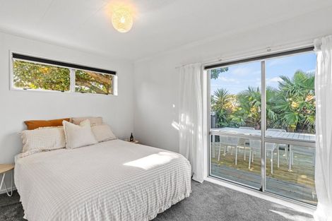 Photo of property in 219a Tukapa Street, Westown, New Plymouth, 4310