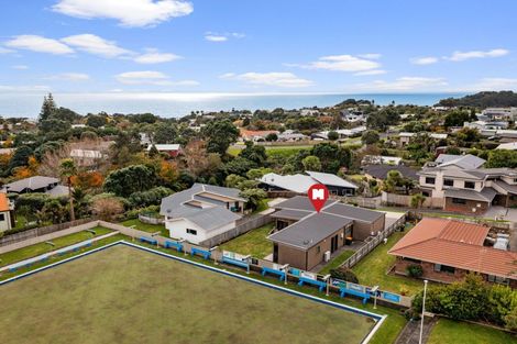 Photo of property in 1156a South Road, Oakura, 4314