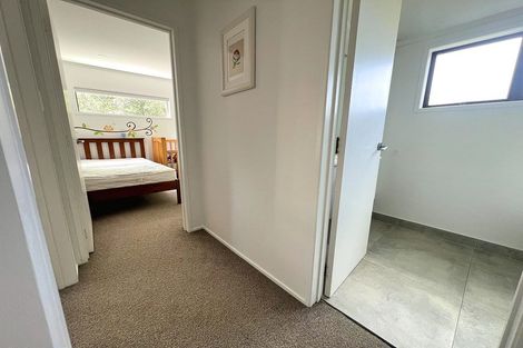 Photo of property in 2/24 Hattaway Avenue, Bucklands Beach, Auckland, 2012