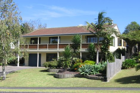 Photo of property in 14 Wilkinson Way, Browns Bay, Auckland, 0630