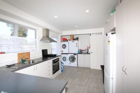 Photo of property in 23 Benton Place, Manurewa, Auckland, 2102