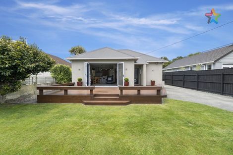 Photo of property in 75 Pilmuir Street, Hutt Central, Lower Hutt, 5010