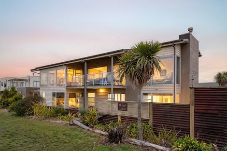 Photo of property in 9 Neptune Place, Waimairi Beach, Christchurch, 8083