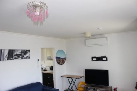 Photo of property in 1/2 Tiri Tiri Road, Birkdale, Auckland, 0626