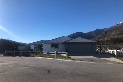 Photo of property in 2 Northbrook Place, Lower Shotover, Queenstown, 9304