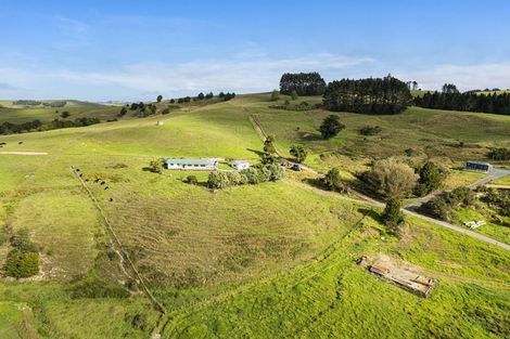 Photo of property in 33 Johnson Road, Hukerenui, Hikurangi, 0182