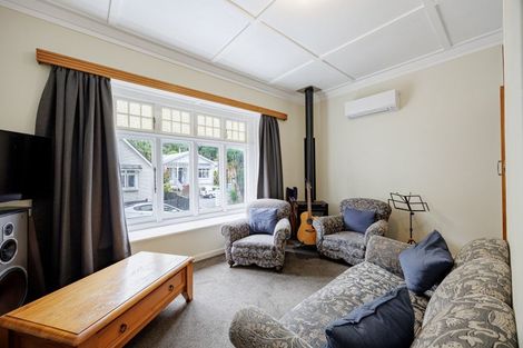 Photo of property in 38-40 Shakespeare Road, Bluff Hill, Napier, 4110