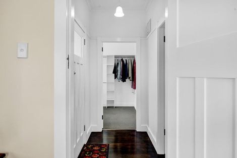 Photo of property in 15b Atiawa Street, Glen Avon, New Plymouth, 4312