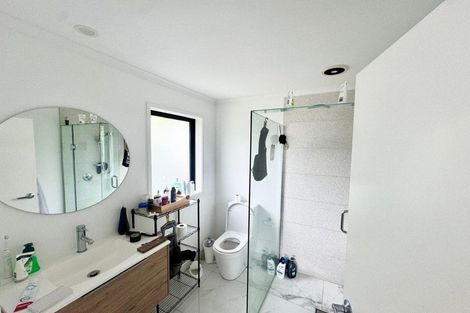 Photo of property in 65 Nobilo Road, Kumeu, 0810