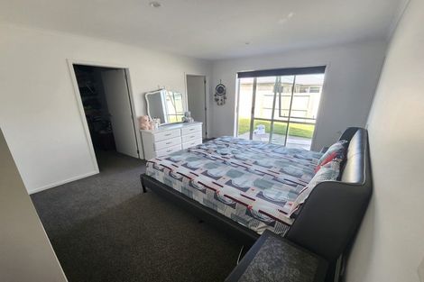 Photo of property in 19 Naeo Close, Papamoa Beach, Papamoa, 3118