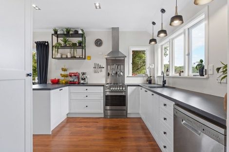 Photo of property in 682 Haruru Road, Kaukapakapa, 0873