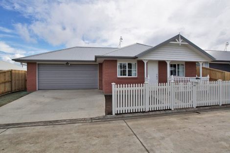 Photo of property in 30 Queens Park Crescent, Frankton, Hamilton, 3204