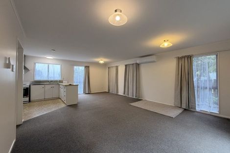 Photo of property in 5 Westra View, Tawa, Wellington, 5028