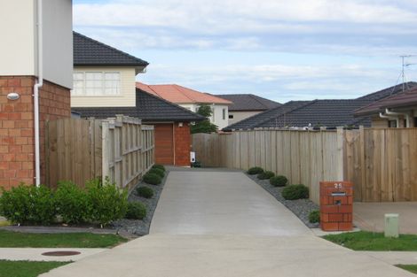 Photo of property in 25 Bronwylian Drive, Flat Bush, Auckland, 2016