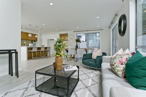 Photo of property in 23 Caldera Drive, Long Bay, Auckland, 0630