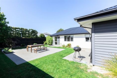 Photo of property in 6 Warhorse Gate, Halswell, Christchurch, 8025