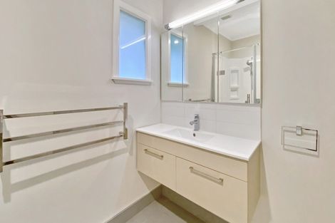 Photo of property in 1/697 Great North Road, Grey Lynn, Auckland, 1021
