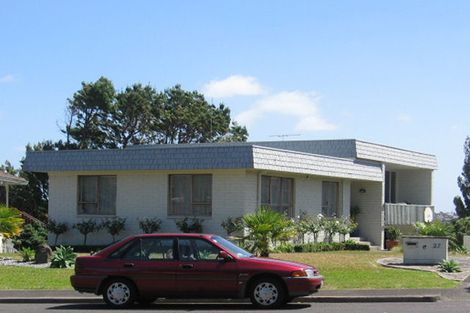 Photo of property in 27 Marydale Drive, Mount Roskill, Auckland, 1041