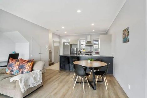 Photo of property in 16/150 Chapel Road, Flat Bush, Auckland, 2019