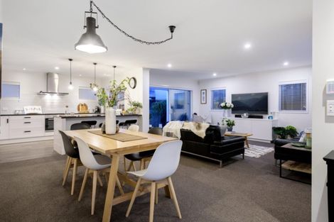 Photo of property in 351b Oceanbeach Road, Mount Maunganui, 3116